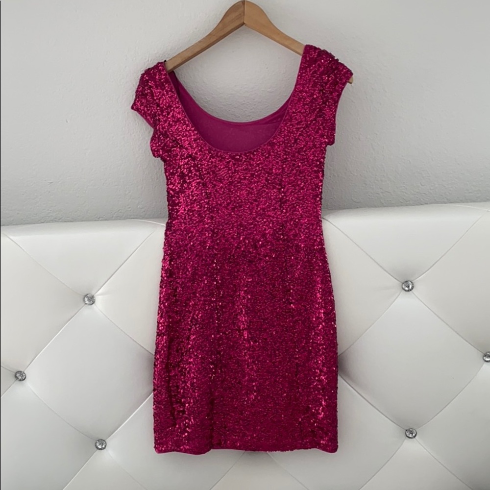 Pink sequence dress